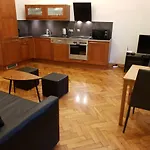 Aparthotel Old City